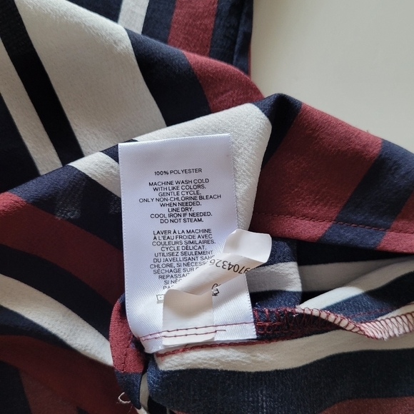 Express Slim fit portfolio stripped button down top - Picture 7 of 11